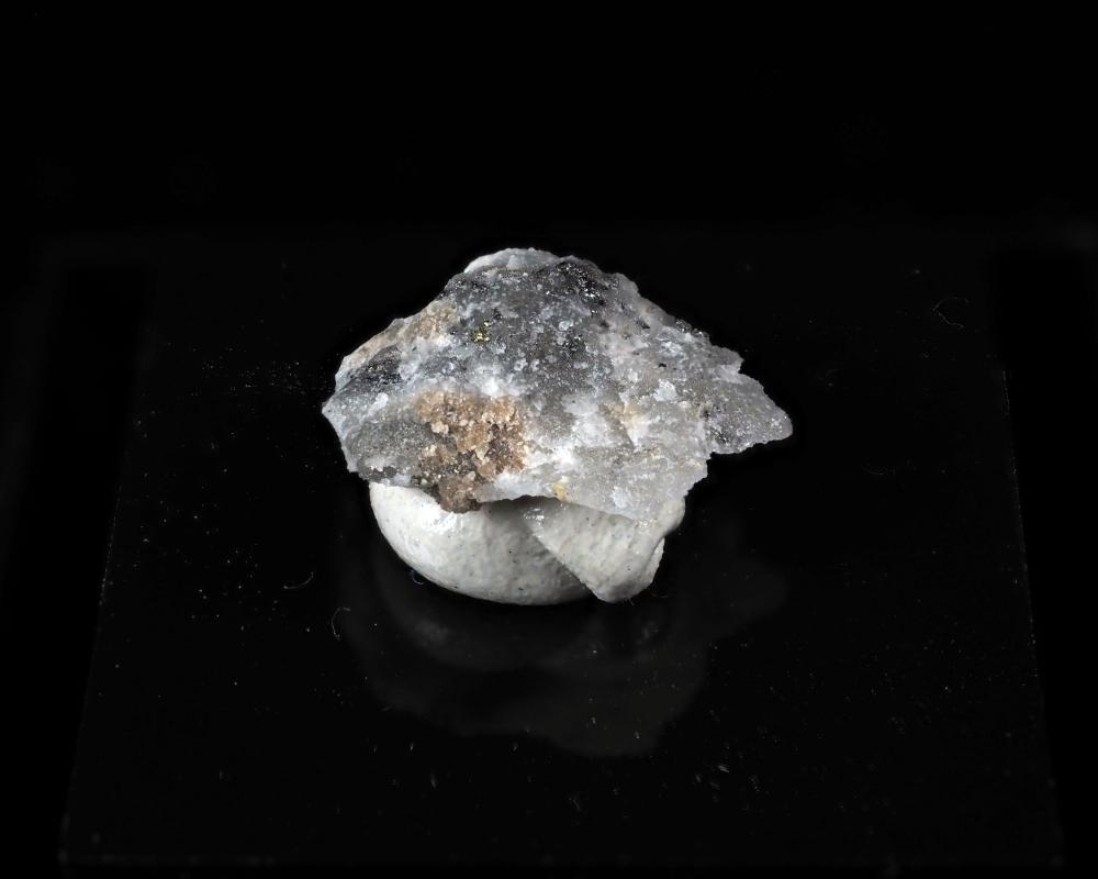 Goldfieldite